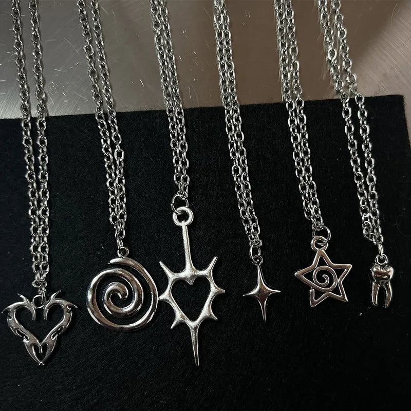 Y2K Flail Fire Heart Teeth Pendant Necklace for Women Men Charm Necklace Grunge Punk Fashion Jewelry 