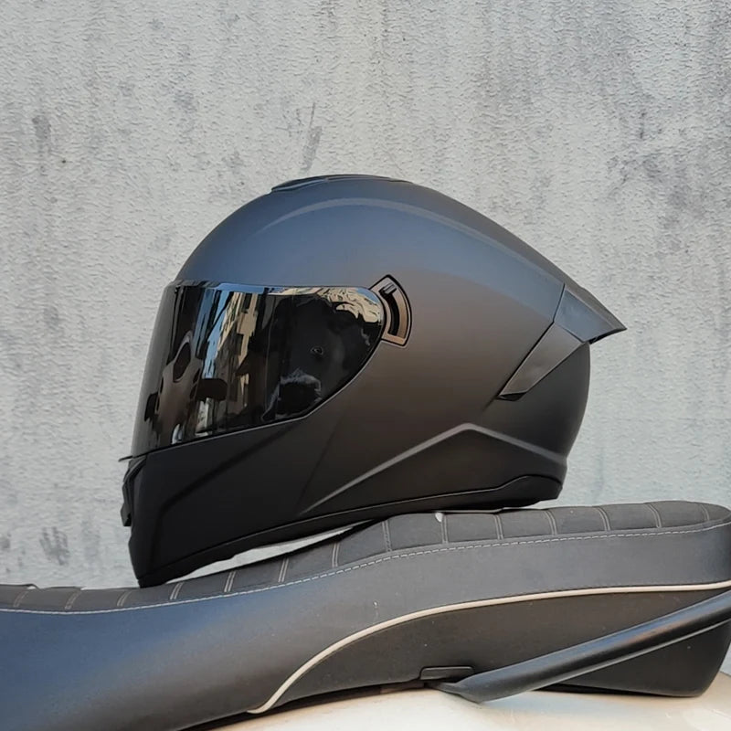 Motorcycle Helmet Cascos Para Motos with Built-In Sunshade Lens, Fully Covered Racing Helmet Casque Arai Repeat ODT